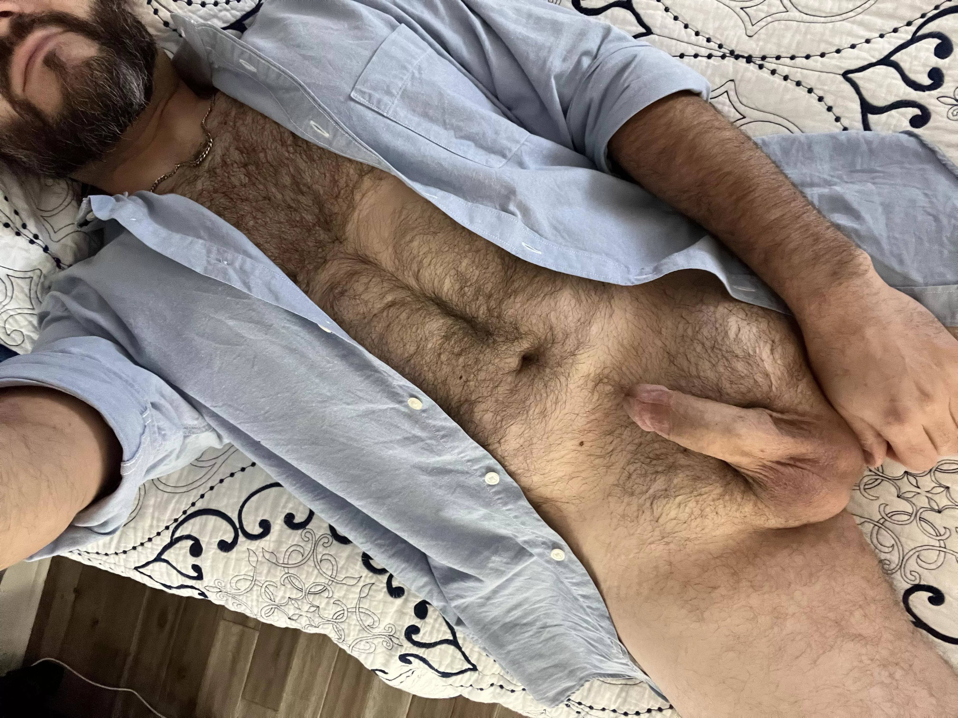 Long work day. Let’s take a break for face or cock rides (44) posted by roguesview