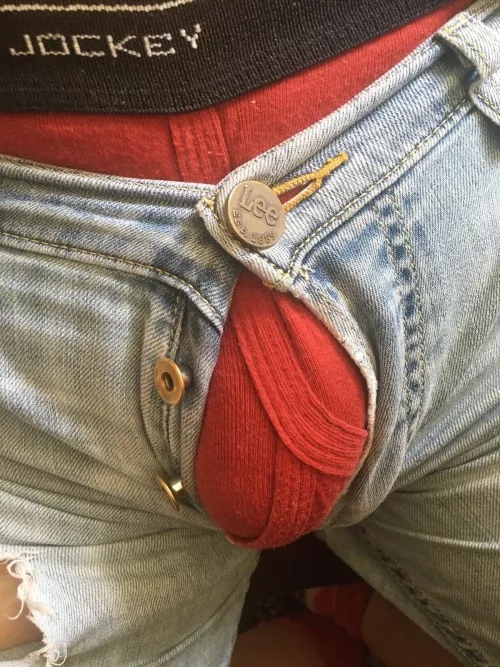 Making big things fit into small spaces by blacksocksuk