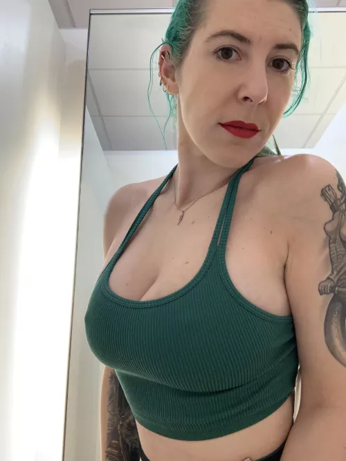 Matching sports bra [image] by sirenskiss3