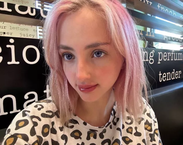 No makeup, smash or pass by AyliasTheCoder