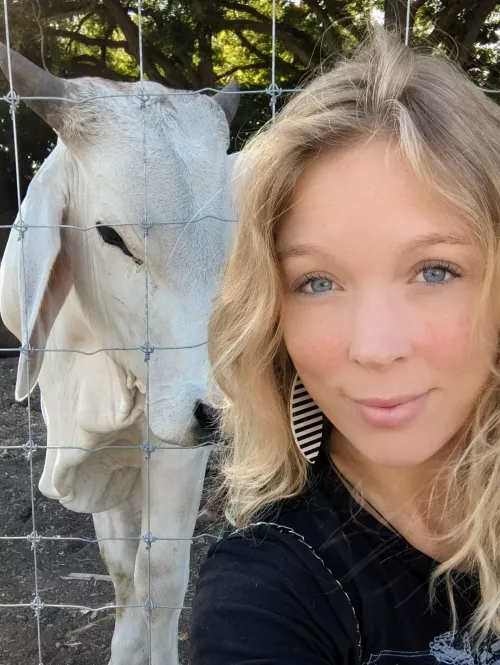 Out on the farm. ☺️ by sexy_mama69