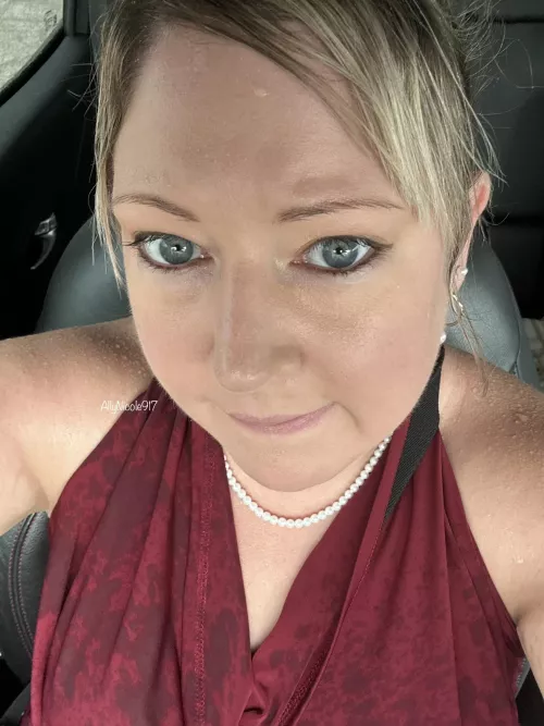 Silly post… lol this milf is all wet!! by AllyNicole917