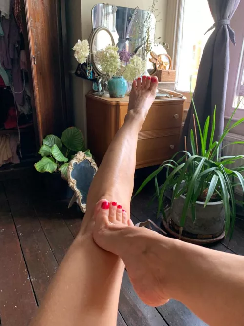 stretching by MalinaWhispers