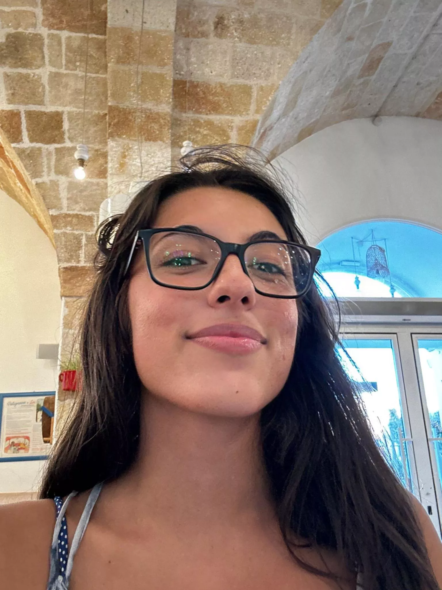 Would you go out with a nerd one, but still cute F19 [IUTR] posted by little__devill