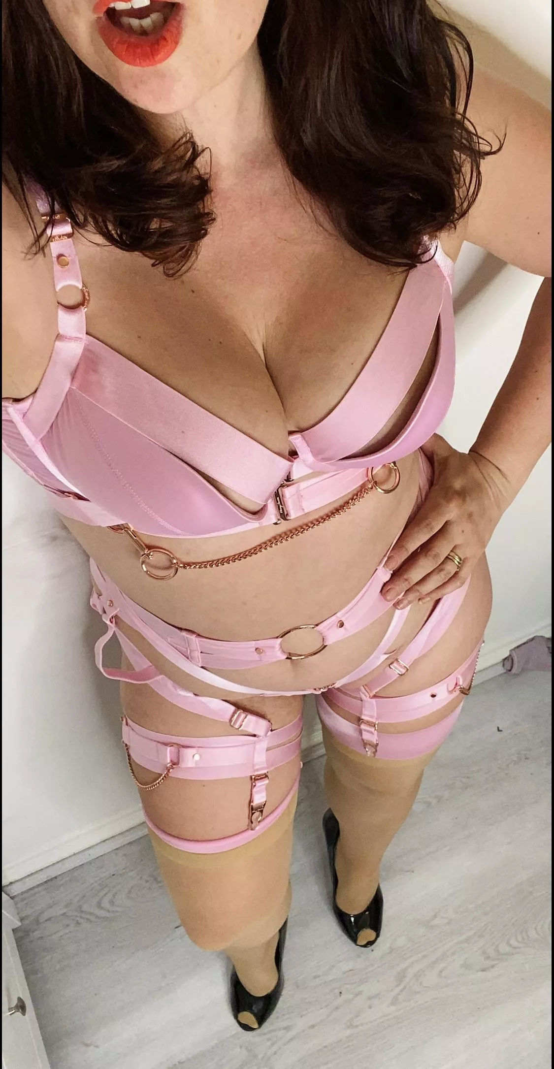 You pop round for sugar and find me like this posted by sexyteacherkatie