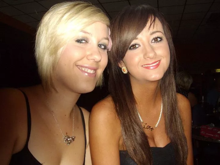 [2] Blonde or brunette posted by Salt-Bus-5579