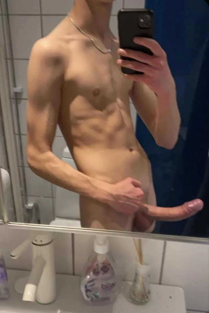 A virgin thinking about his first time posted by white_skinnyboi