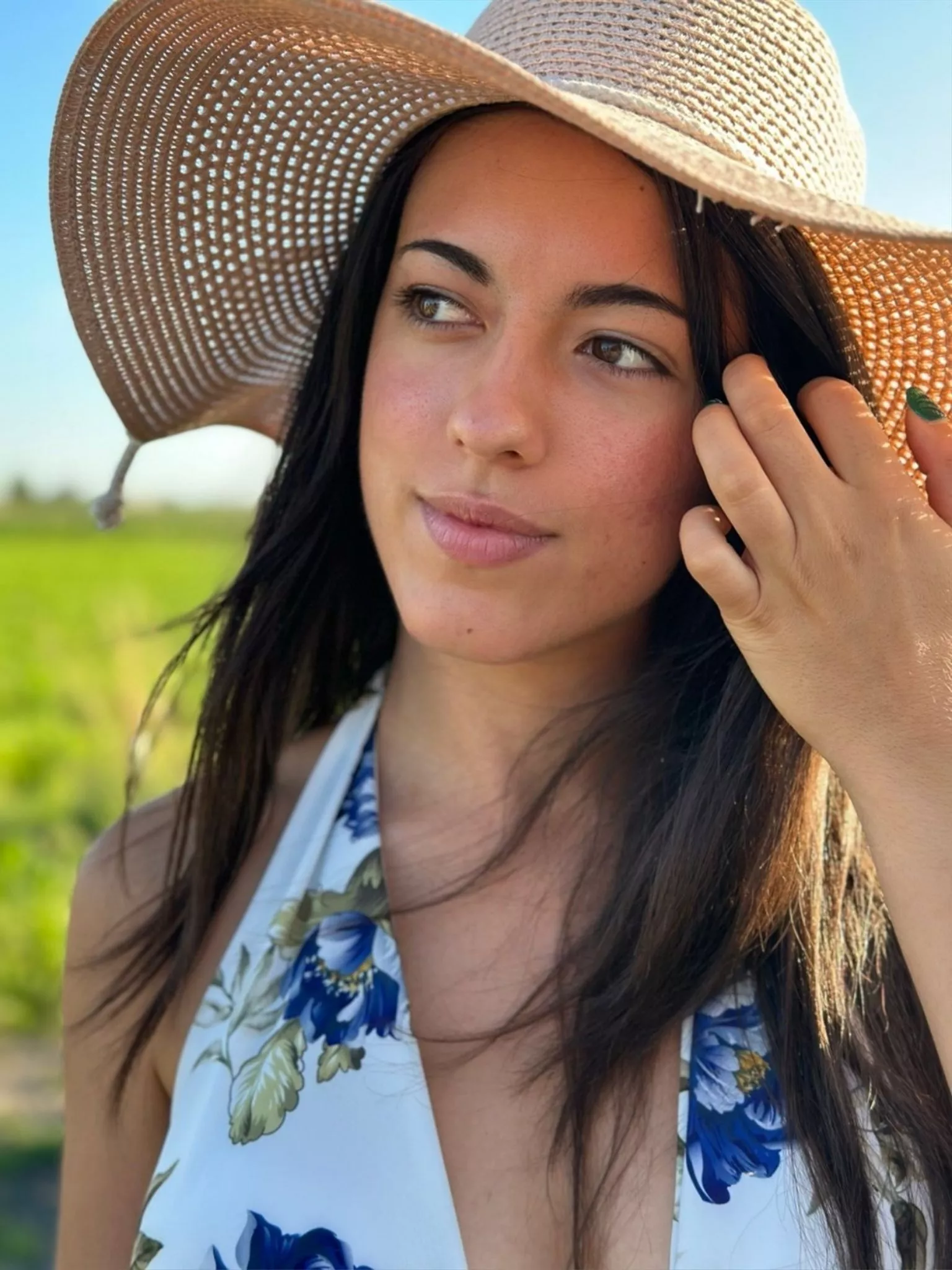 City girl, with a more country braless style F19 posted by little__devill