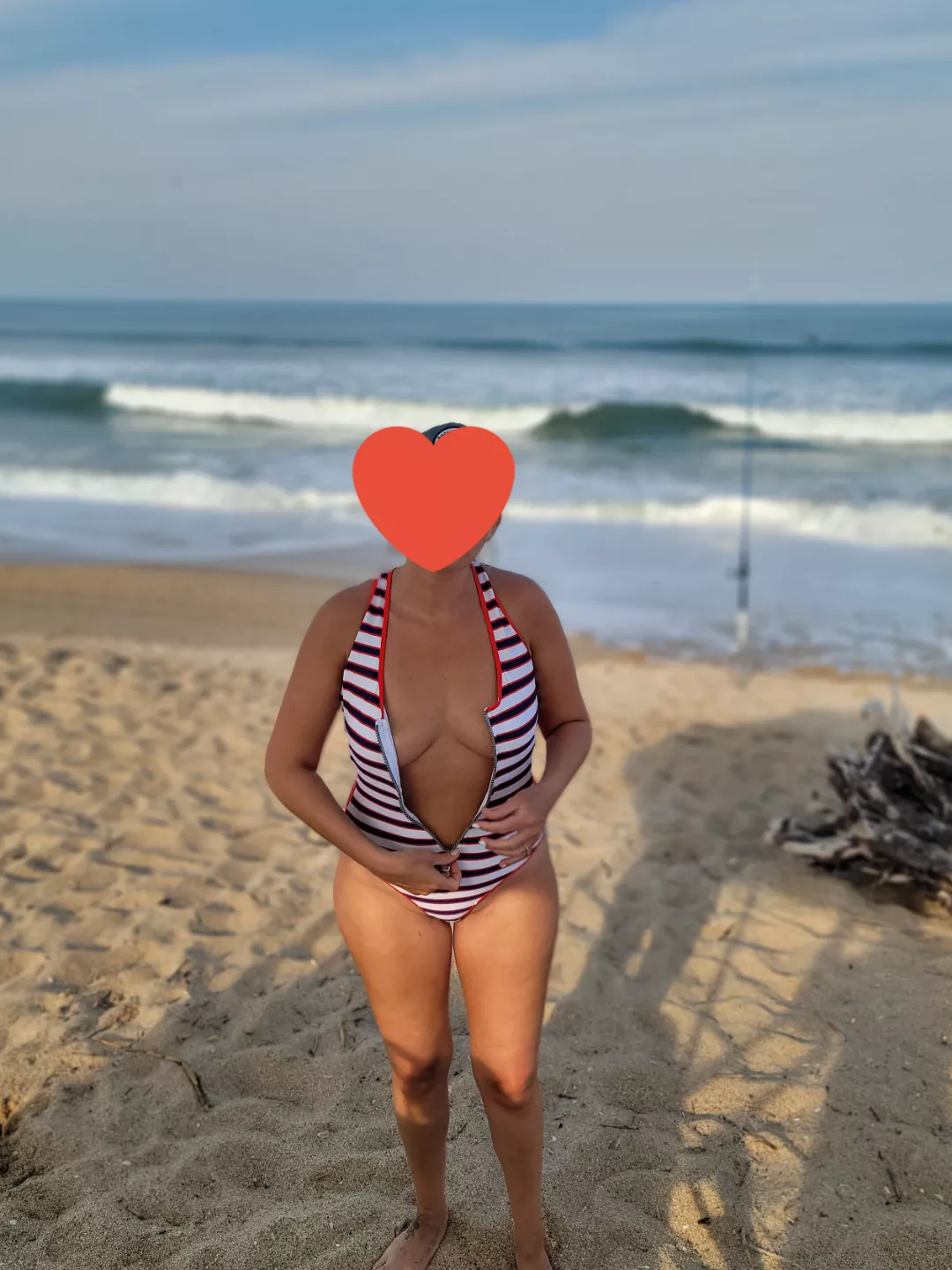 Do I have your attention now? posted by Lessclothing