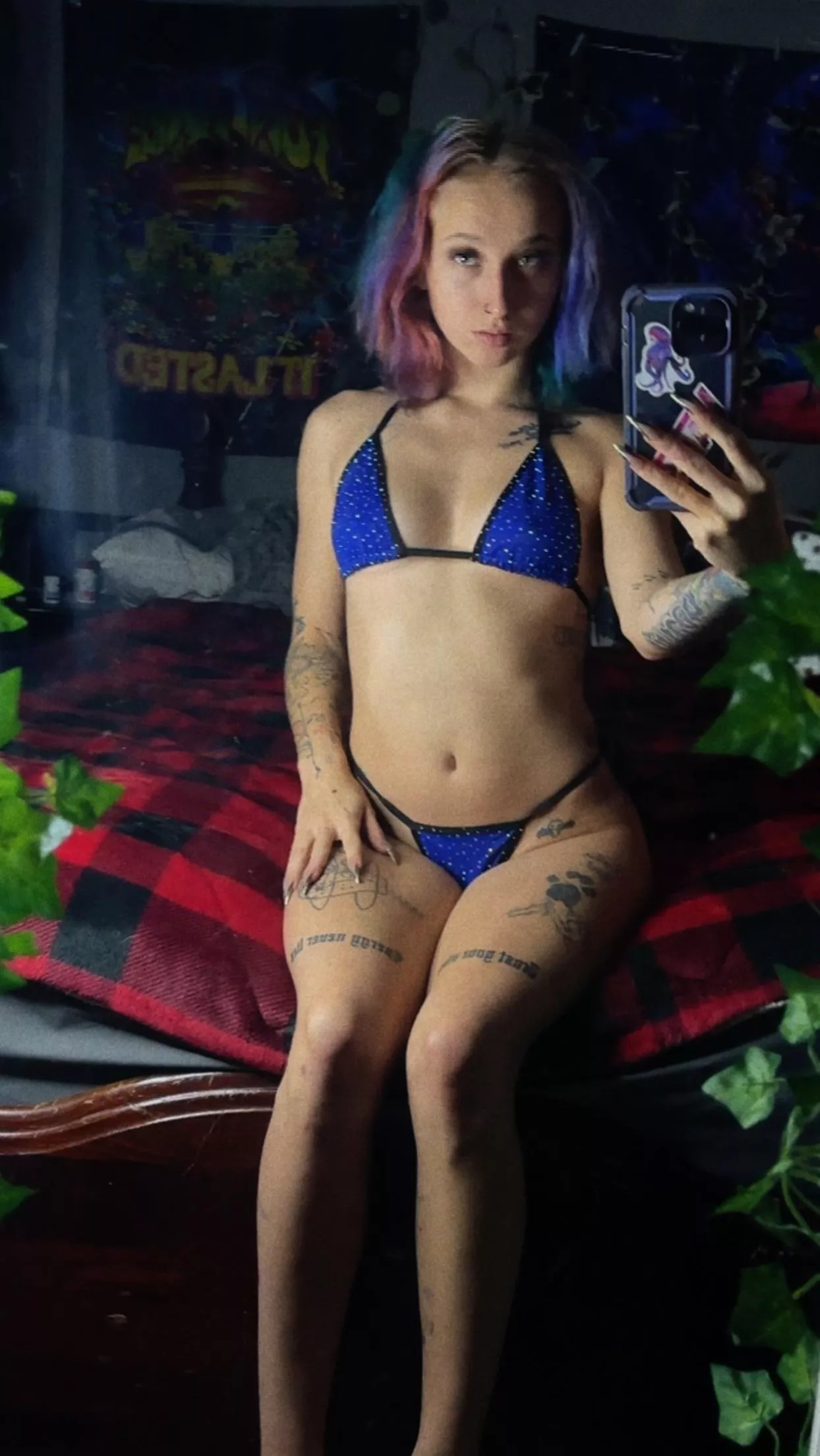 (f21) describe my new set in one word 🤭 posted by lunaatic69