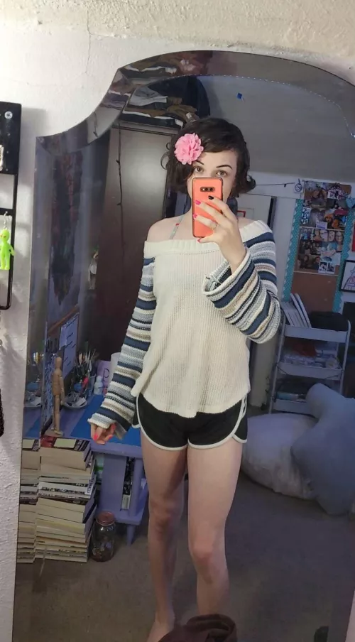 I love when my hair curls like this😍 by healthilybitis