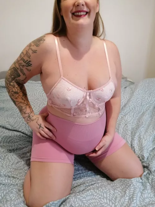 Is this outfit OK for a pregnant girl? Some people say I look good some say I need to cover my body while I'm pregnant... by jesspregnancy