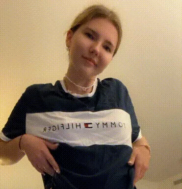 IUTR selfie posted by Averageeocene