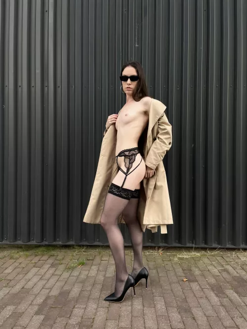 My favorite thing is to seduce you by Kenjiby