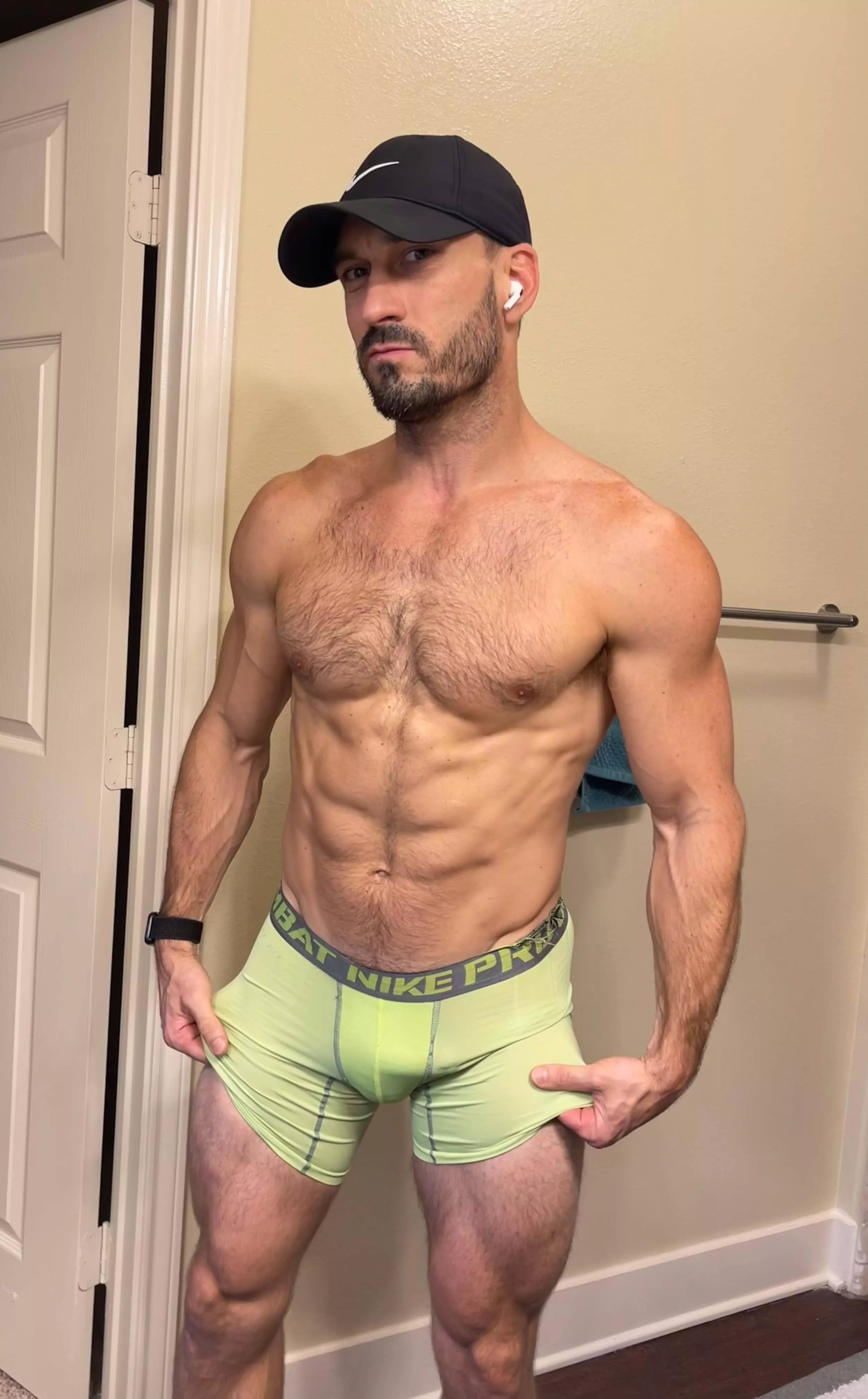 Nice and veiny posted by Patious5