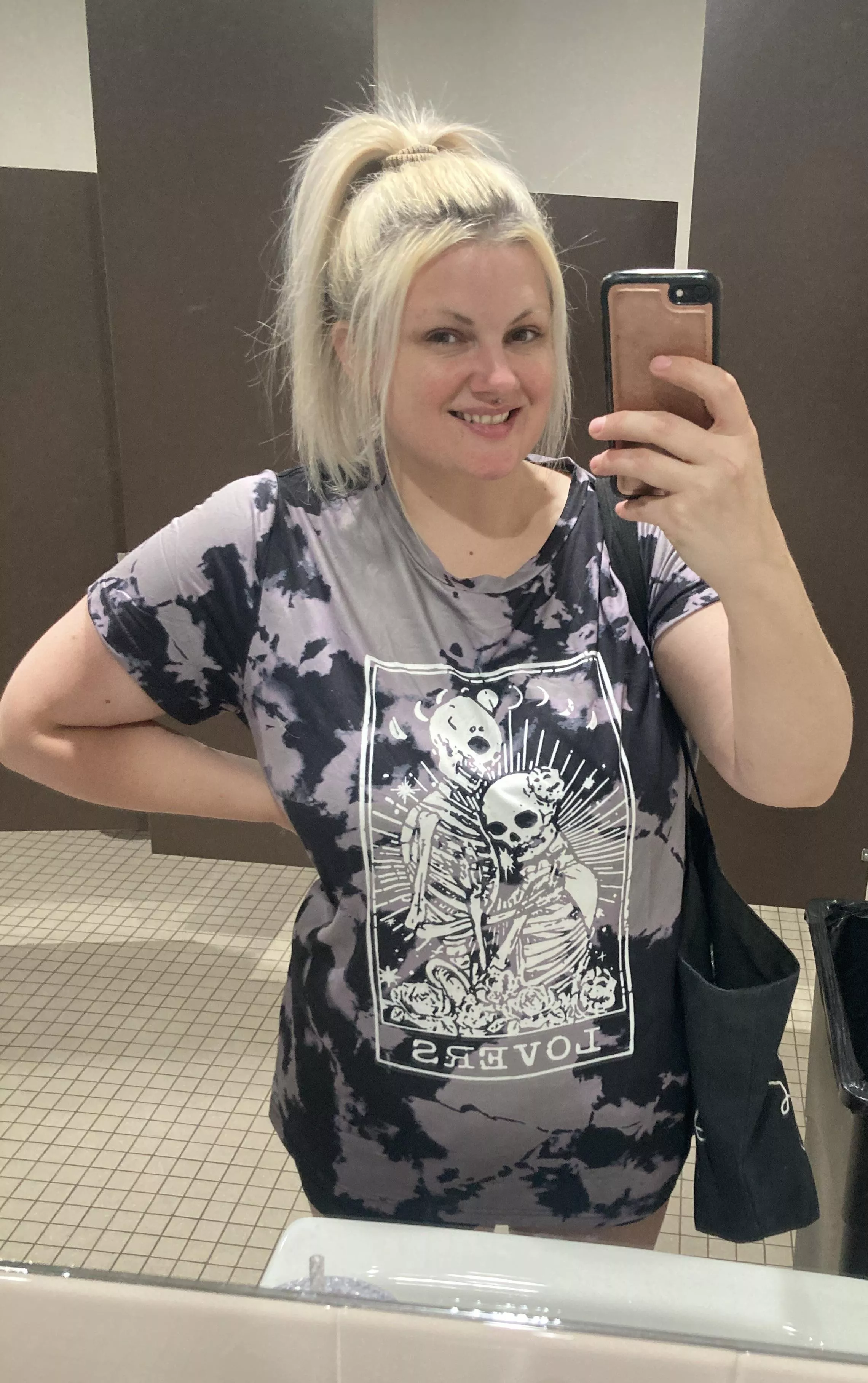 Ponytail and no makeup posted by Belflock