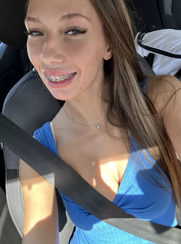 POV: I'm your mistress and I send you random nudes posted by eroticbylaura