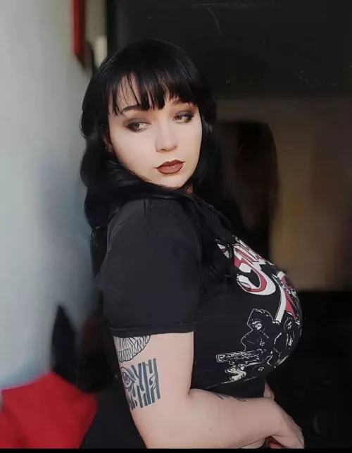 Side profile 👻 by Summerisfunlol