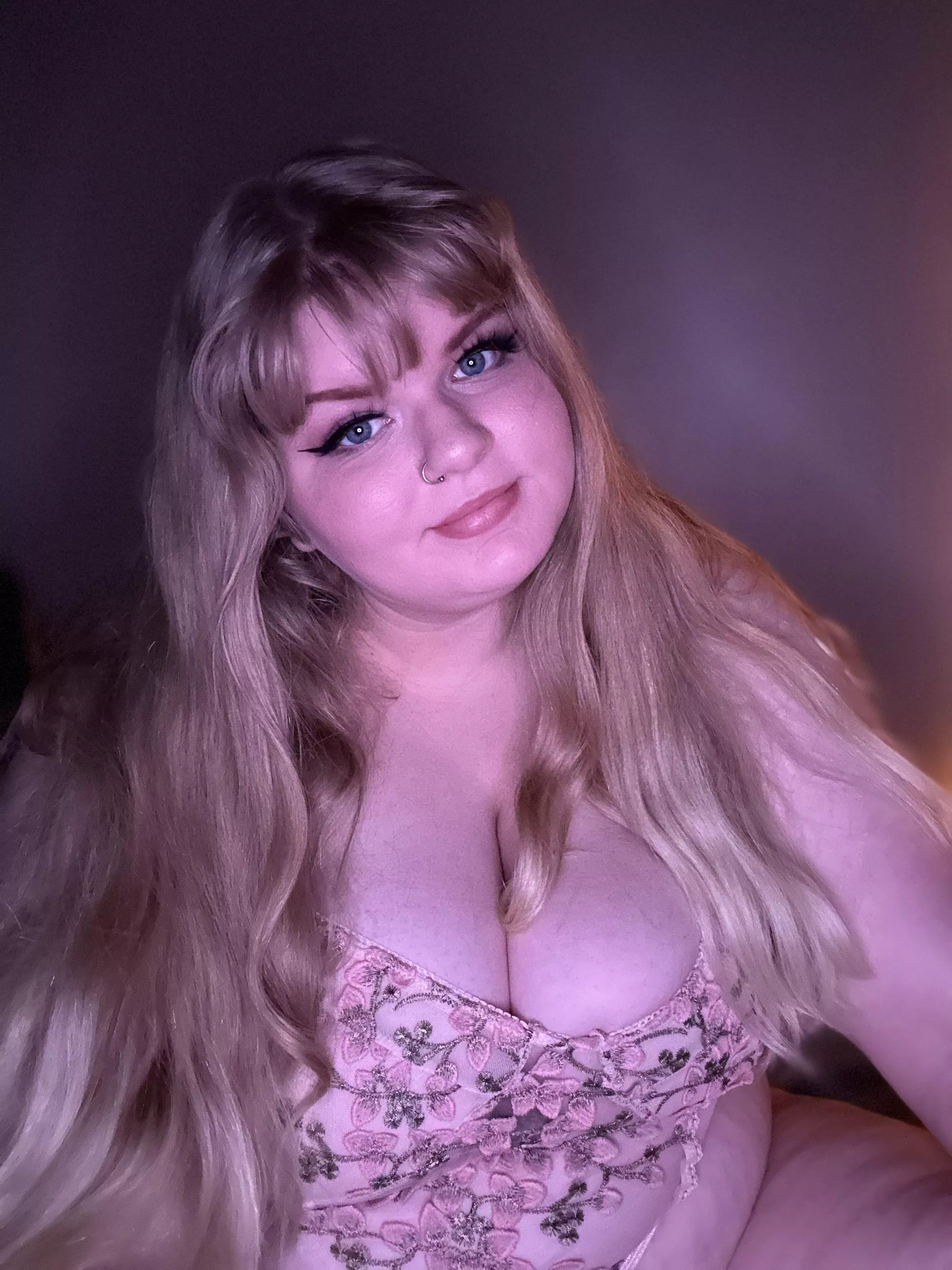 what’s your favorite position 🩷 posted by saucyysarahhh