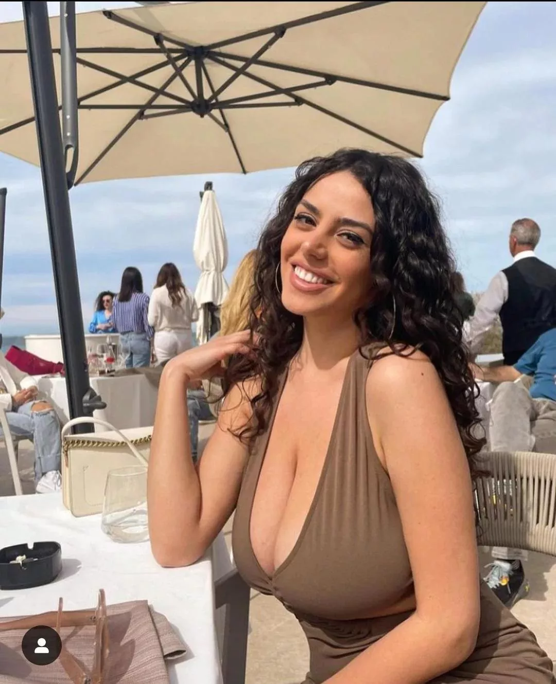 who is this girl? posted by lonelyboy967