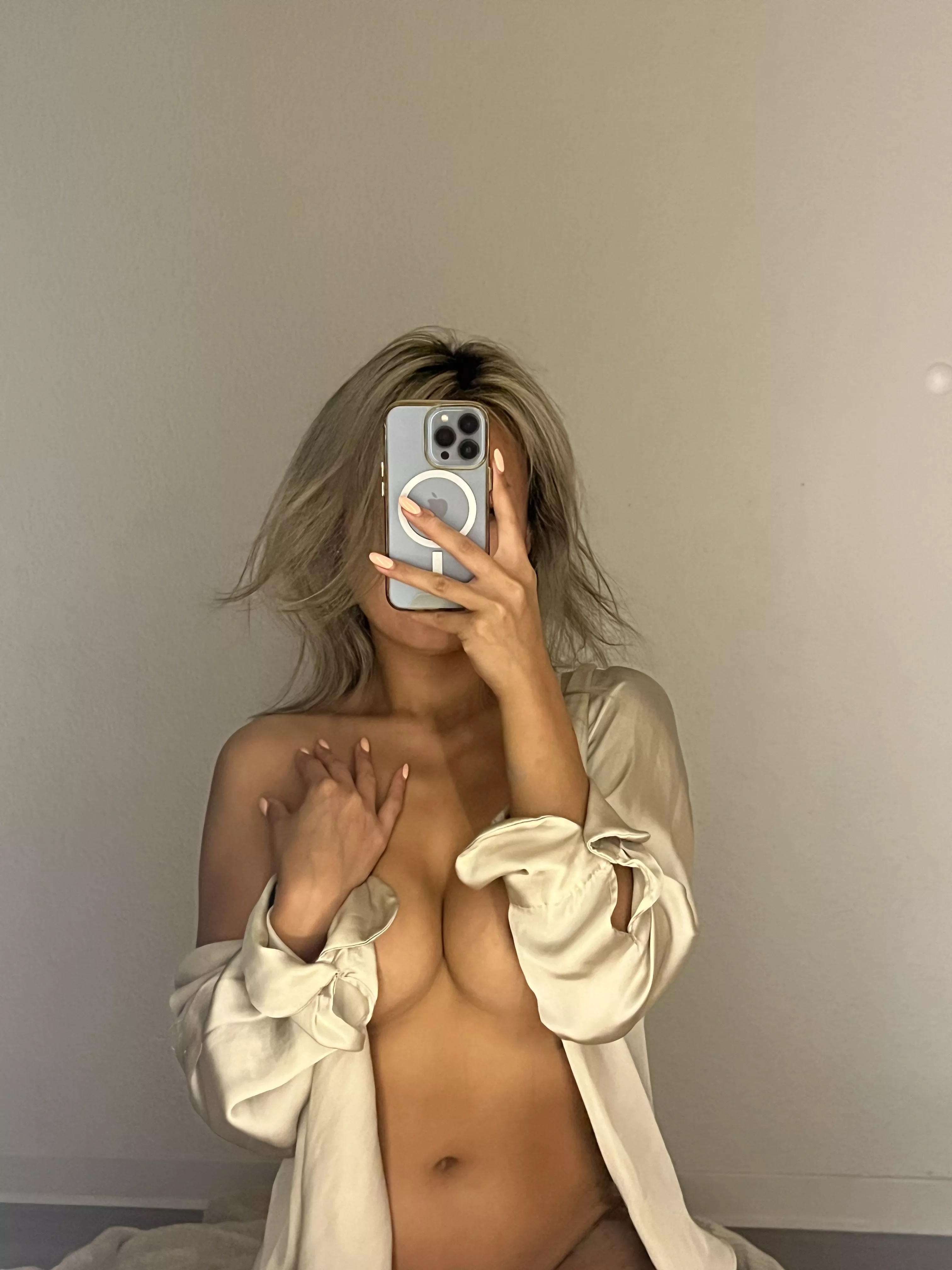 19yo flat chested, still a little bit self conscious about my tits posted by ramen_blossom