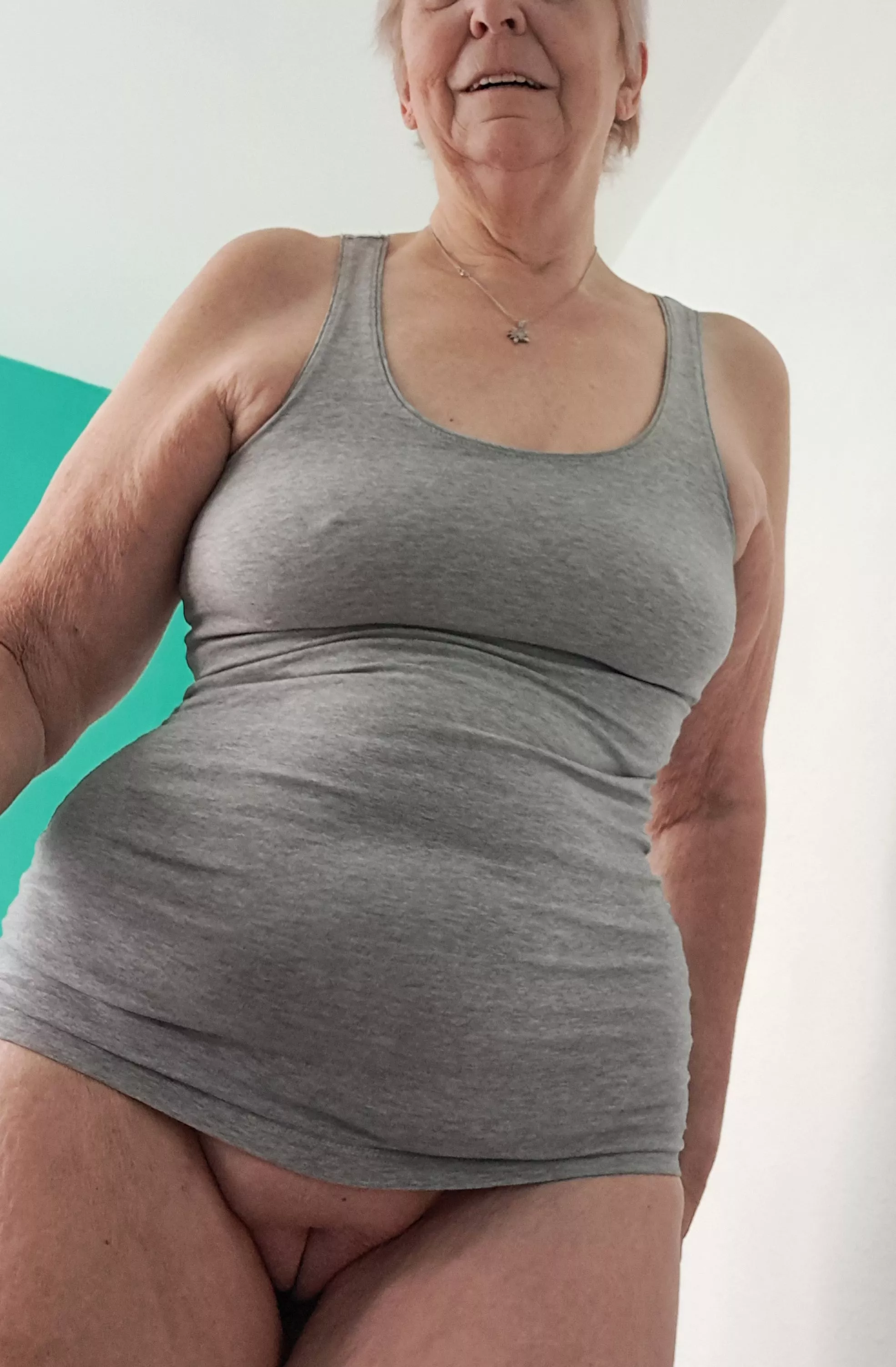 67yo: it is fucking Friday - smash or pass? posted by brain-fun59