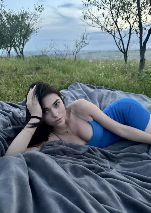 am i looking hot? 19y petite :3 by UnswornApproach78