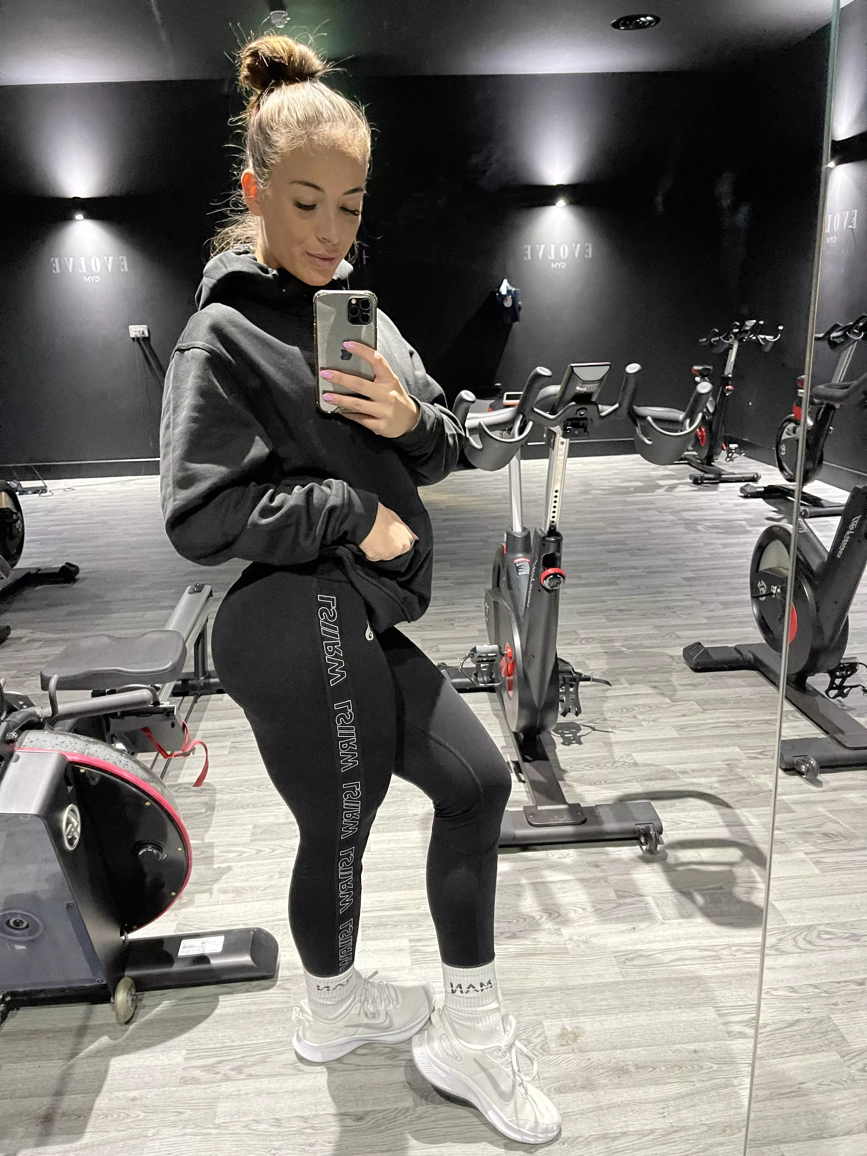 Empty gym… who would join me?👀 [f] posted by KristynaV9