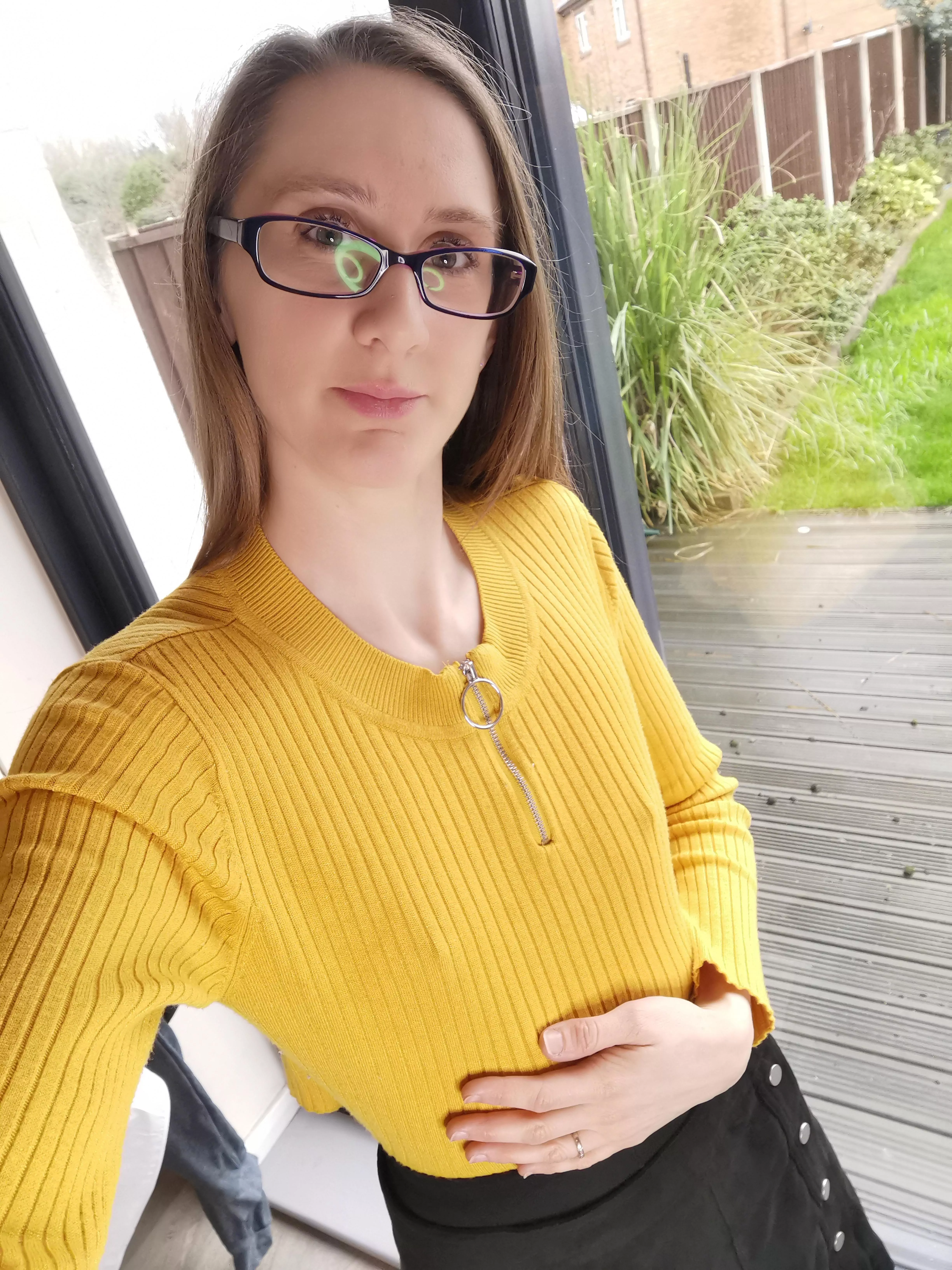 Enjoying the autumn weather! posted by aprilrosejonesx