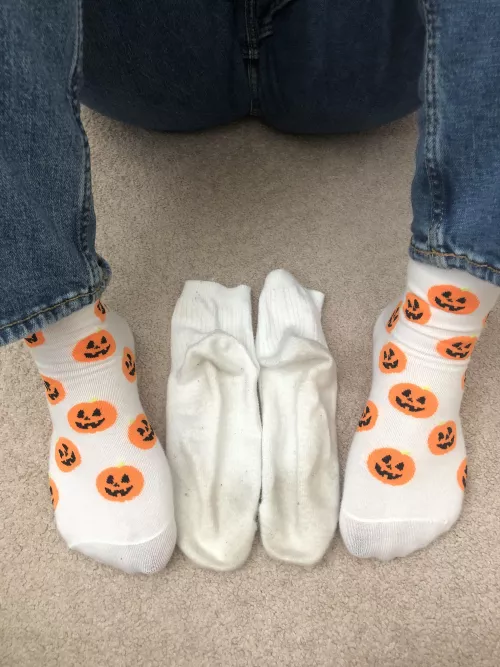 I am starting a collection of my dirty socks, are you interested? 😳 by snowpeas88