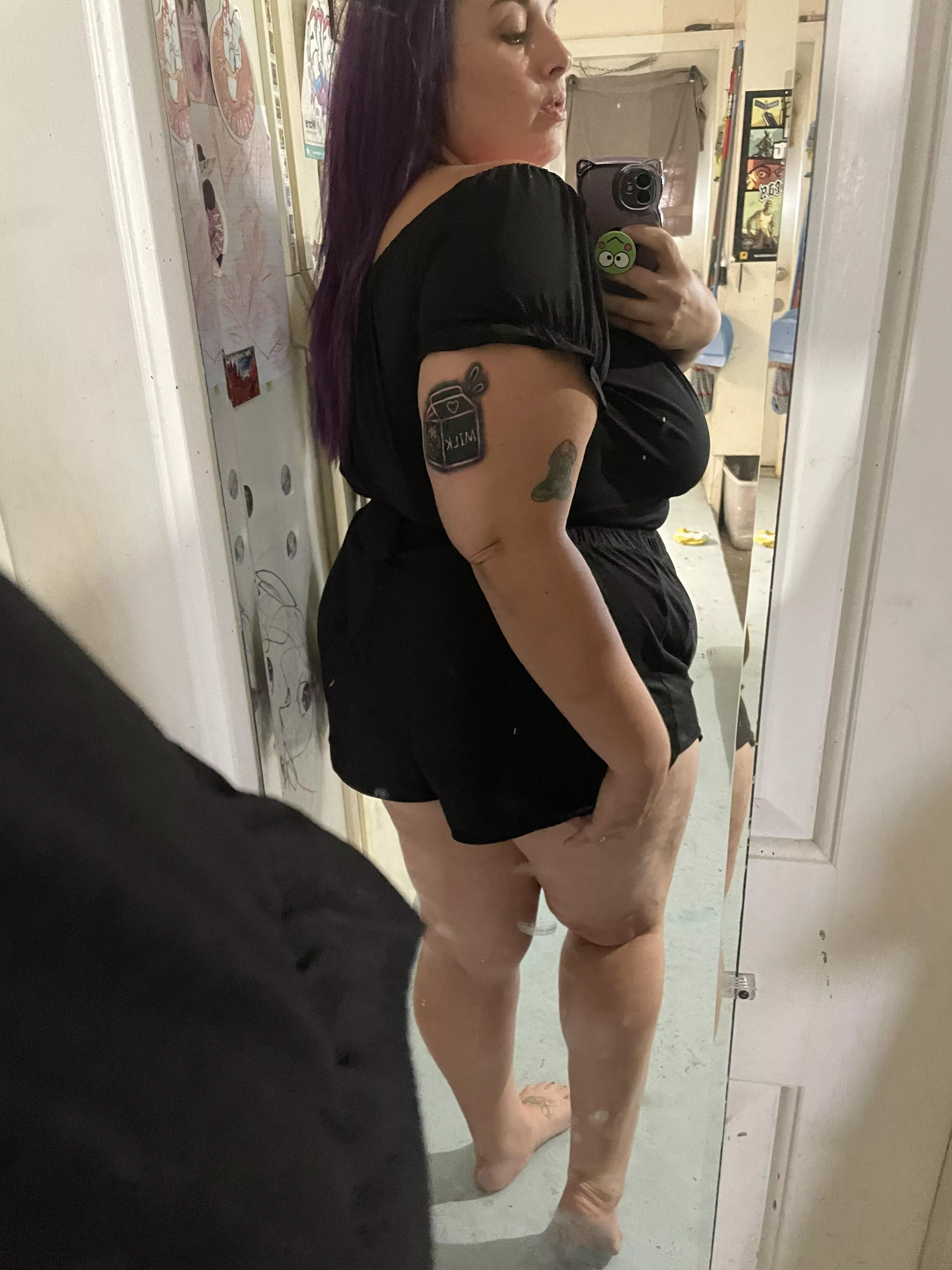 I got a new cute tattoo & just wanted to show it off 😍🍓 posted by titzntequila