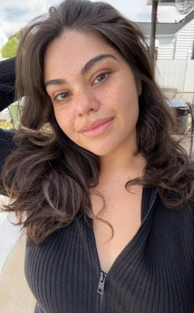 I hope you like Latinas without makeup on posted by mollyzedolly