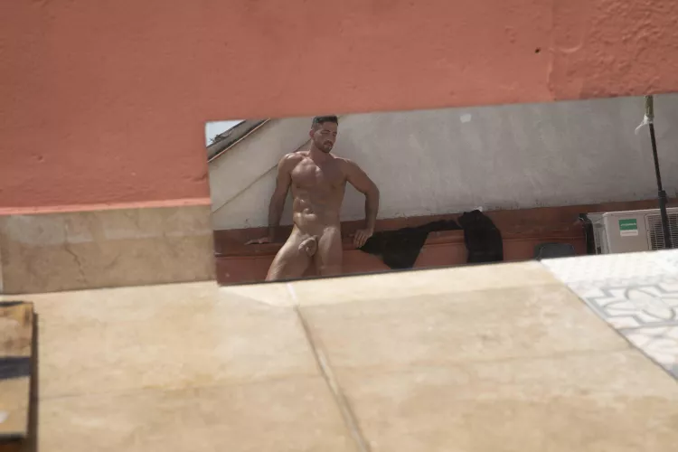 I think my neighbours will enjoy the show by Latin_Max