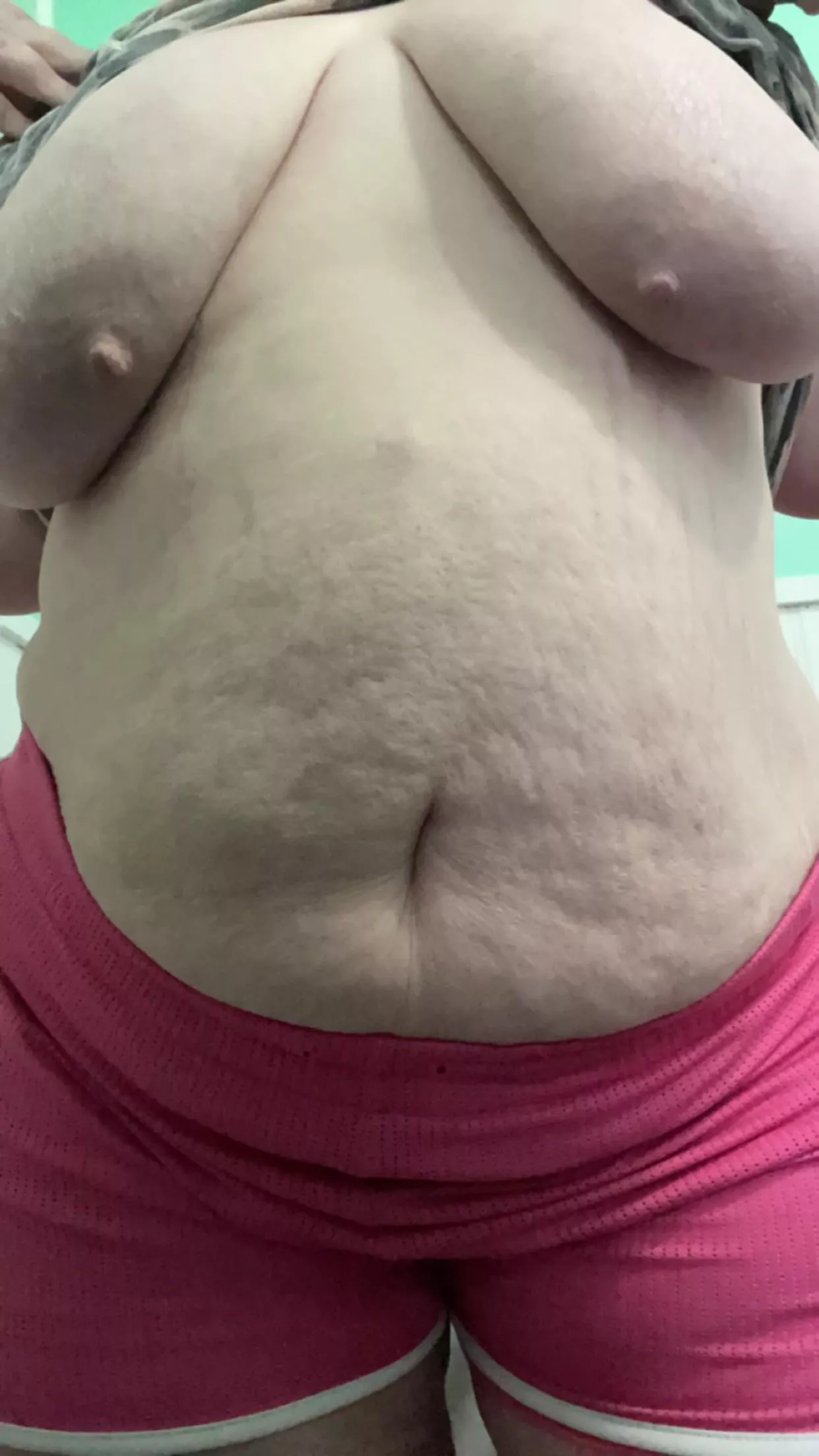 I’ve been called a handful a time or two 🤭🤭🤭 posted by bootybootydoo