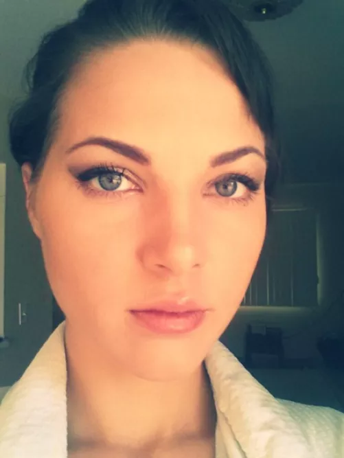 Karina Amelyanova Aka Amelia Karisha by RaymondLeggs