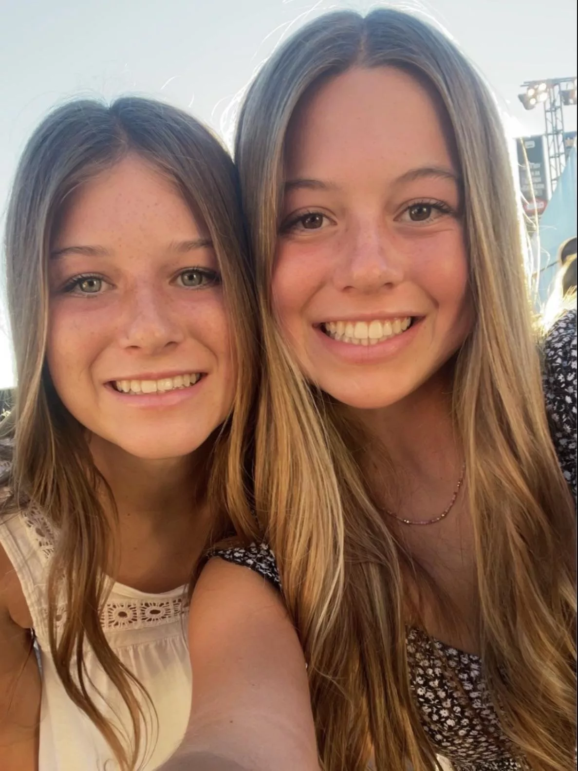 Left or Right posted by spankthemonk96