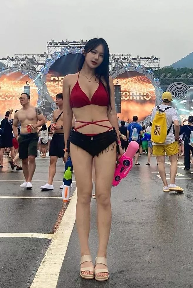 Little shorts posted by Majestic_Painter8660