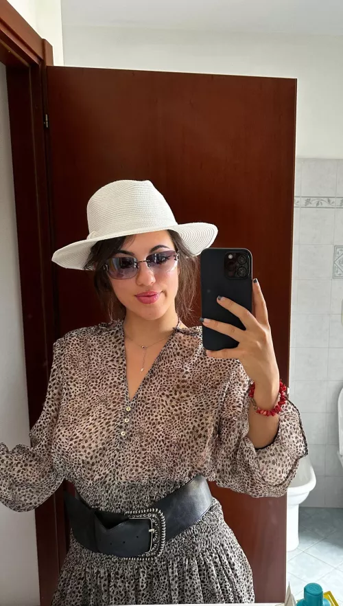 Mirror are my favorite F19 by little__devill