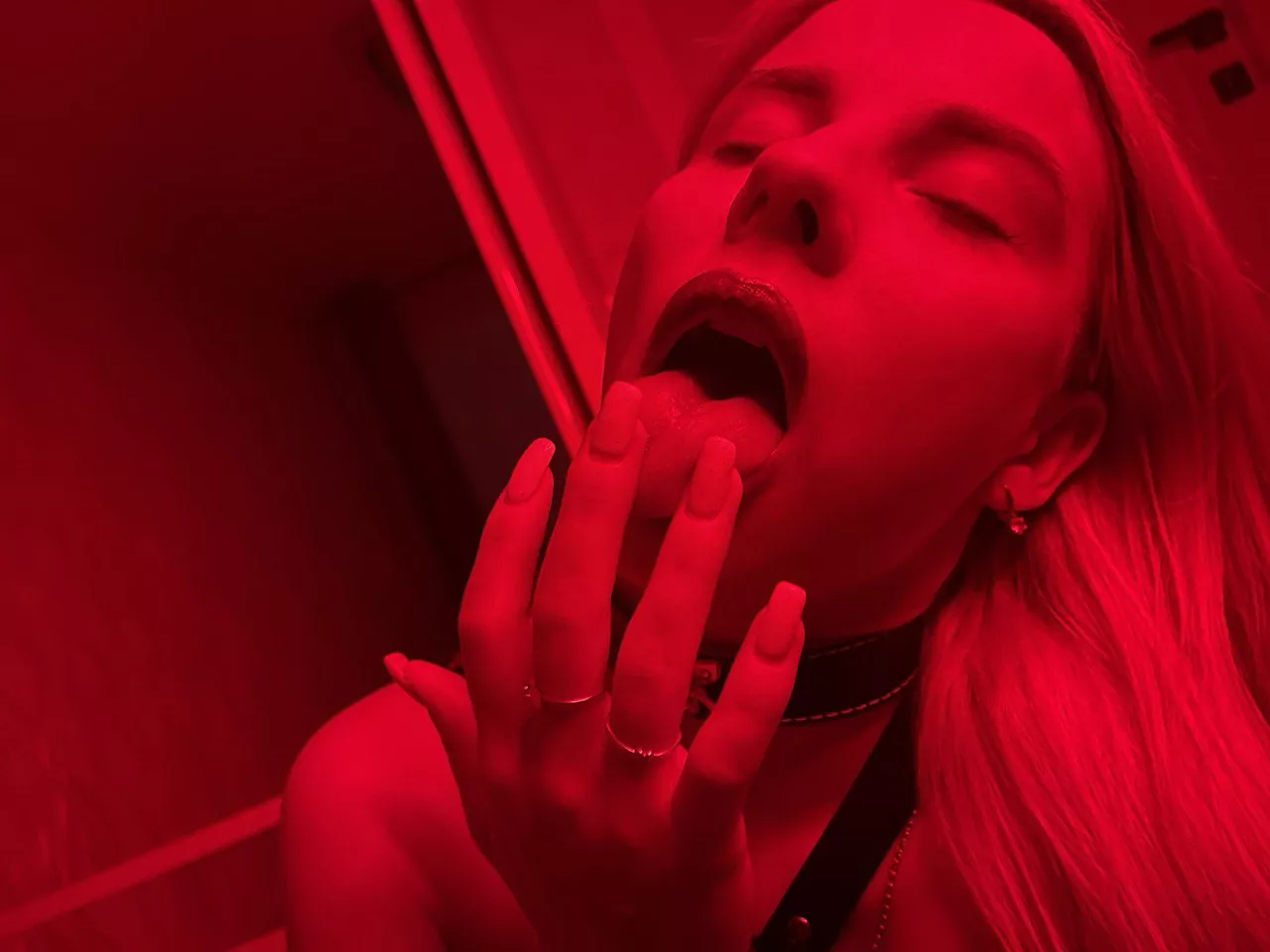 My all time favorite picture of myself. It really shows what a slut I am, don't you agree? [F] posted by Casuallyquote