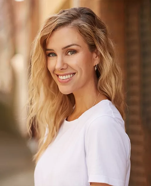 Stephanie bendixsen with that beautiful smile posted by Dry-Draft1833