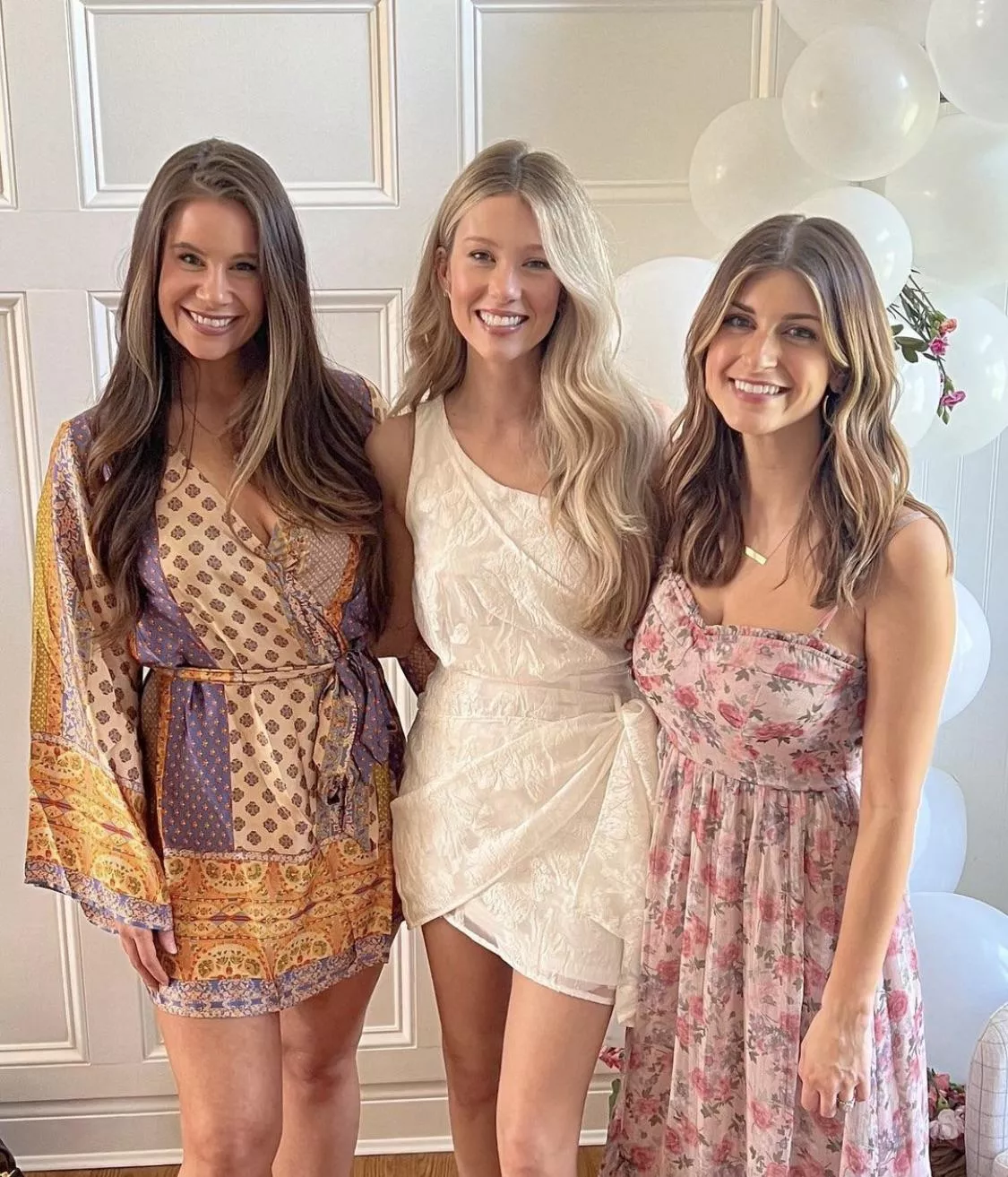 Sundress weather posted by knighttplaya