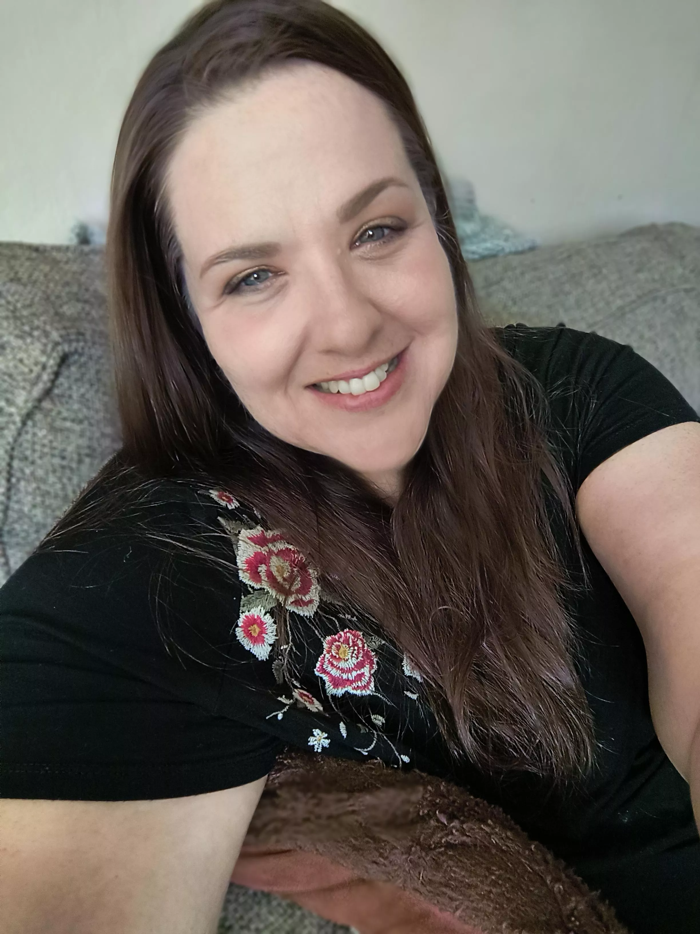 What's your favorite movie/TV show? I need something to start watching. Here's a smile in return 😁 posted by MissW0rld51