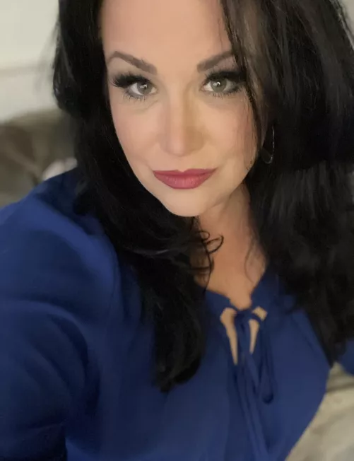 Would you pay attention in class if I was your teacher? (F56) by MILF-Southern