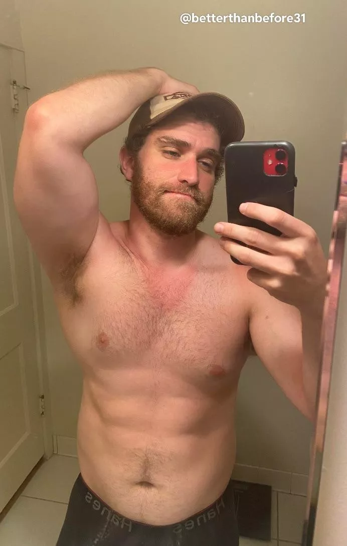 [31] dms open. Happy Friday posted by betterthanbefore31