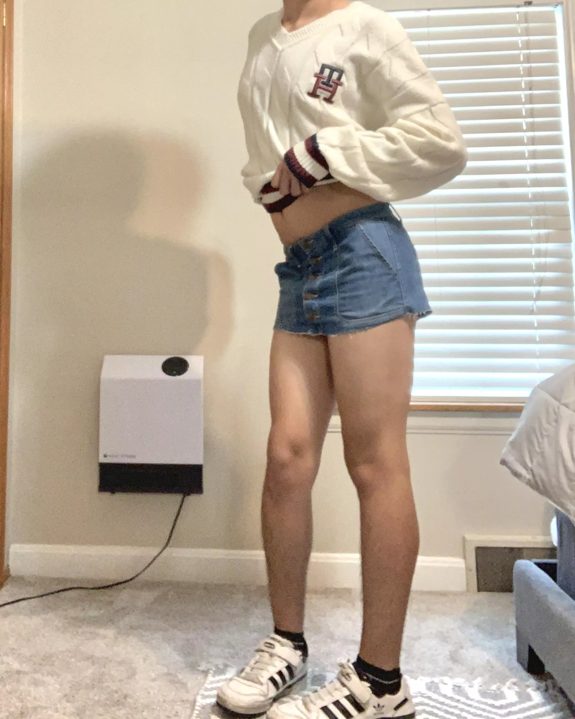 all I need is someone who wants to show me off <3 posted by dizzy4miles54