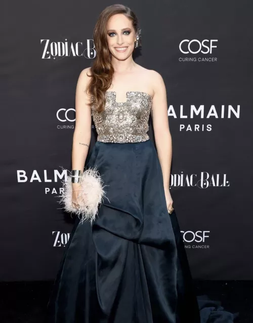 Carly Chaikin by hungnfun855