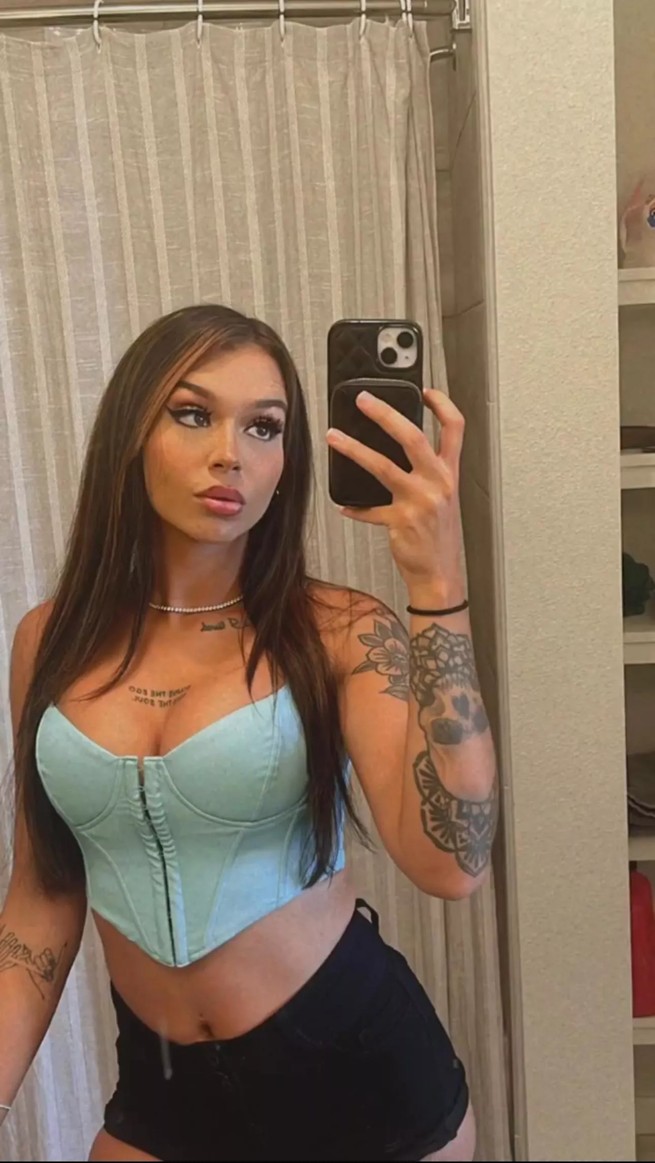 Cora Jade posted by Alternative-Pair-898