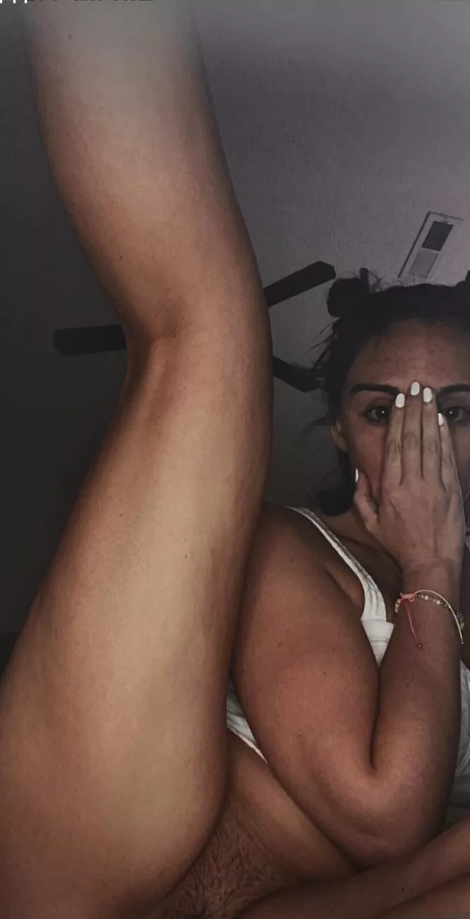 Cum and Make the hair on my pussy stand up ;) LMAO posted by bangbangreign21