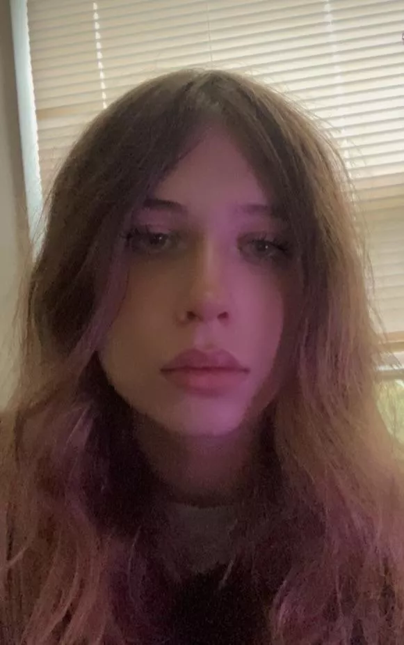 Do I look good? posted by Nivag9263