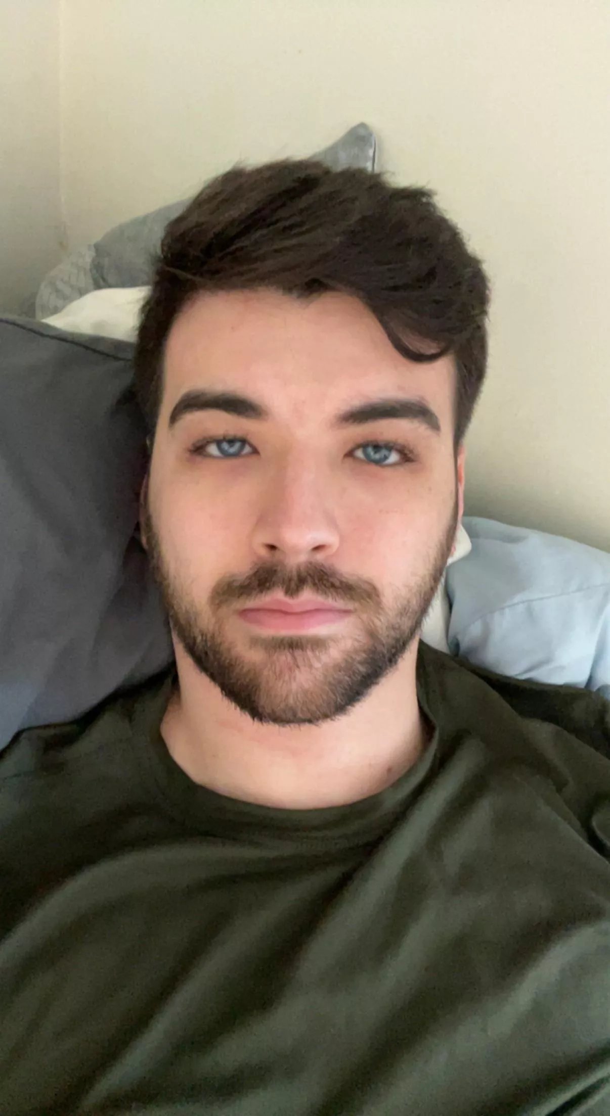 Hey 👋 posted by maledudebruv